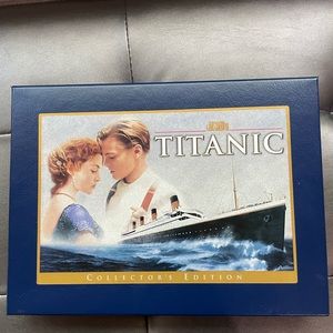 Titanic collectors edition VHS with film strip and photo book New